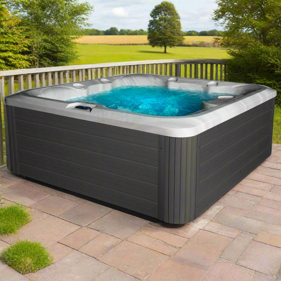 Outdoor Escape - 6 Person Commercial Hot Tub with Lounger